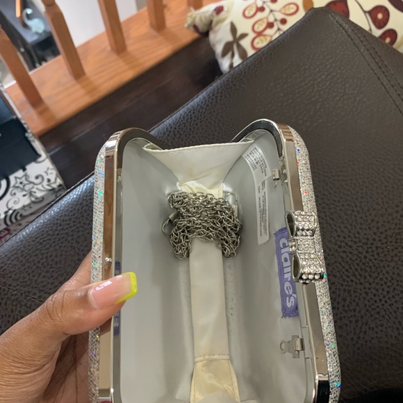 clutch - Picture 2 of 2